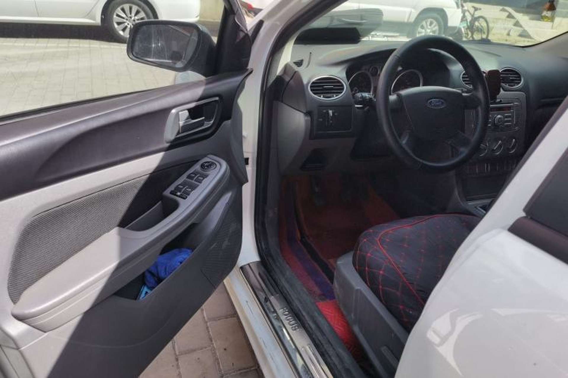 Used Ford Focus 2012 Hatchback Classic 1.8L Manual Base Model Driver Seat