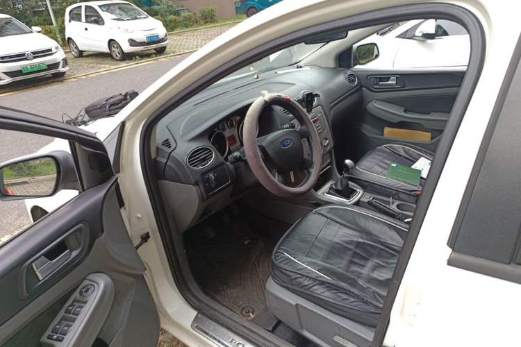 Used Ford Focus 2012 Hatchback Classic 1.8L Manual Base Model Driver Seat