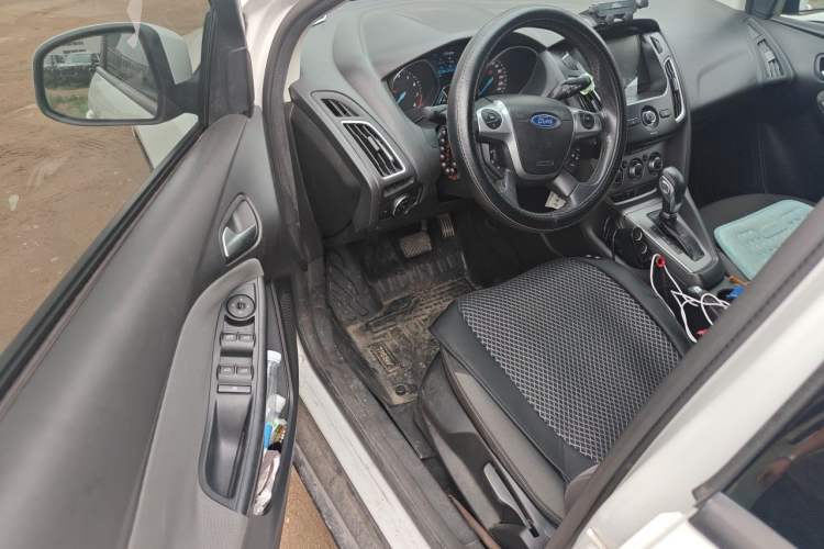 Used Ford Focus 2012 Hatchback 1.6L Automatic Comfort Model Driver Seat