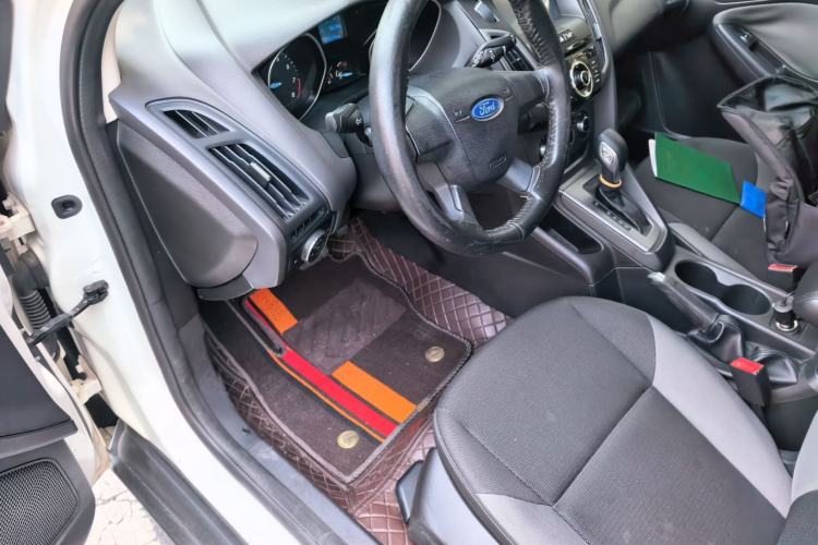 Used Ford Focus 2012 Hatchback 1.6L Automatic Comfort Model Driver Seat