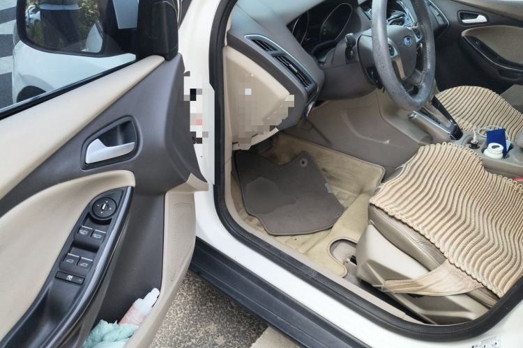 Used Ford Focus 2012 Sedan 1.6L Automatic Prestige Model Driver Seat