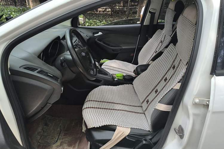 Used Ford Focus 2012 Hatchback 1.6L Automatic Comfort Model Driver Seat