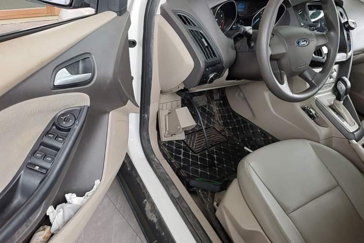 Used Ford Focus 2012 Sedan 1.6L Automatic Comfort Model Driver Seat