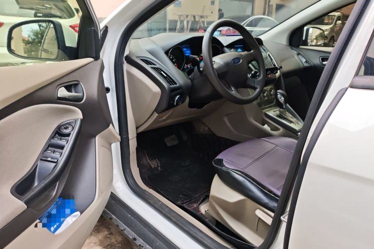 Used Ford Focus 2012 Sedan 1.6L Automatic Comfort Model Driver Seat