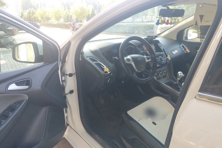 Used Ford Focus 2012 Hatchback 1.6L Manual Comfort Model Driver Seat