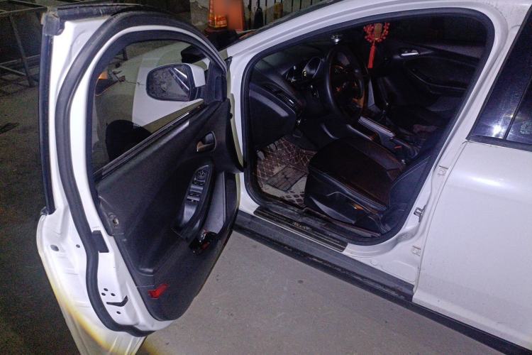 Used Ford Focus 2012 Hatchback 1.6L Manual Comfort Model Driver Seat