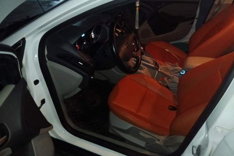 Used Ford Focus 2012 Sedan 1.6L Automatic Comfort Model Driver Seat