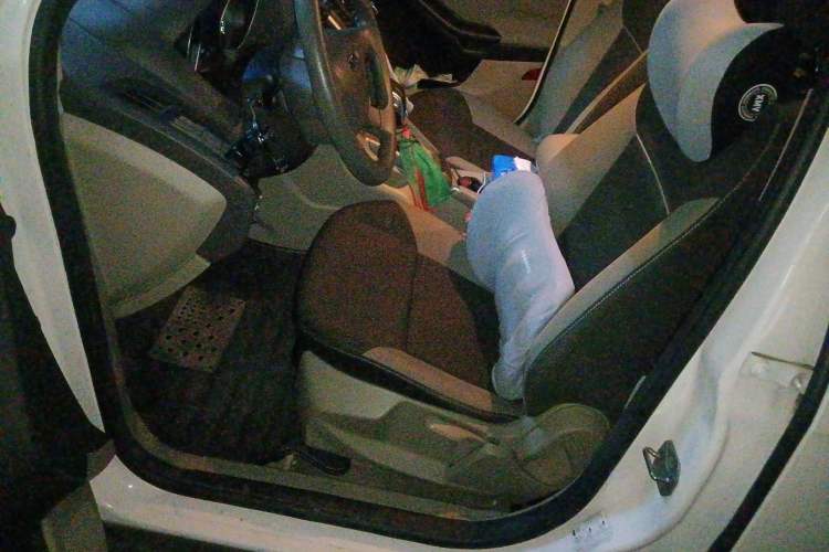 Used Ford Focus 2012 Sedan 1.6L Automatic Comfort Model Driver Seat