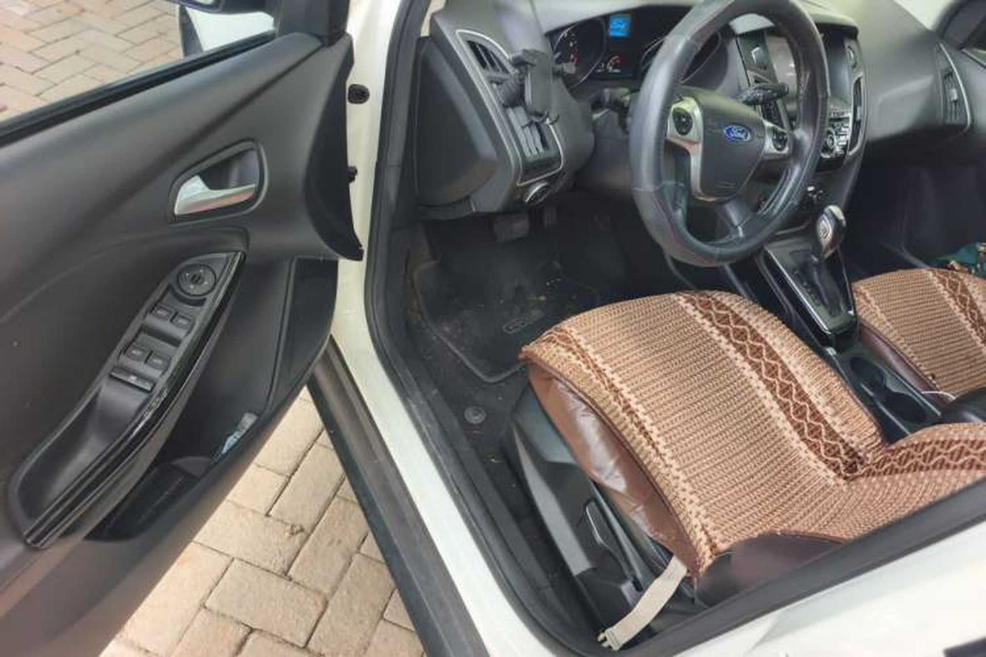 Used Ford Focus 2012 Hatchback 1.6L Automatic Fashion Edition Driver Seat