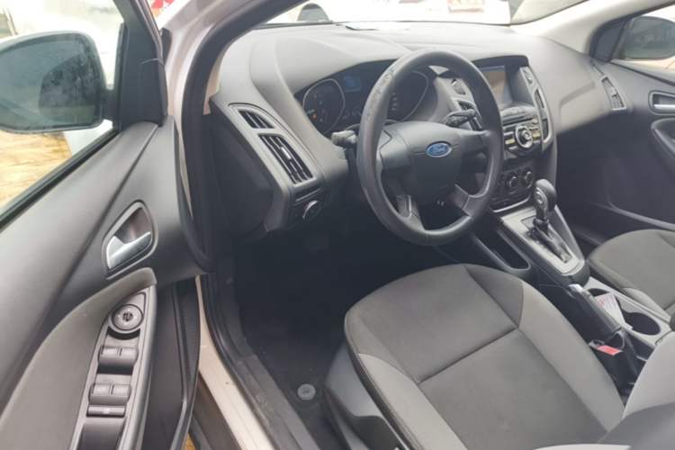Used Ford Focus 2012 Hatchback 1.6L Automatic Comfort Model Driver Seat
