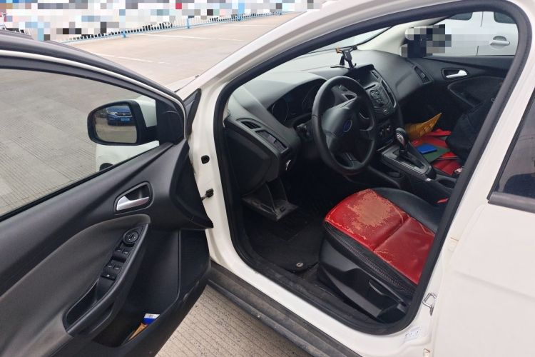 Used Ford Focus 2012 Hatchback 1.6L Automatic Comfort Model Driver Seat