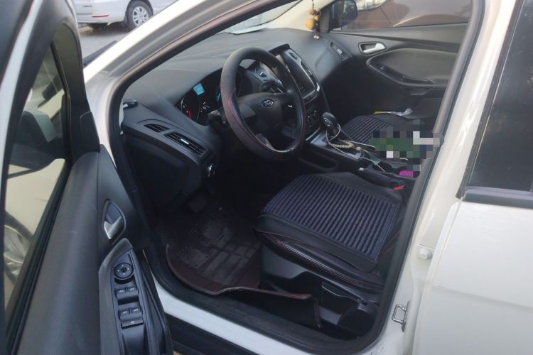 Used Ford Focus 2012 Hatchback 1.6L Automatic Comfort Model Driver Seat