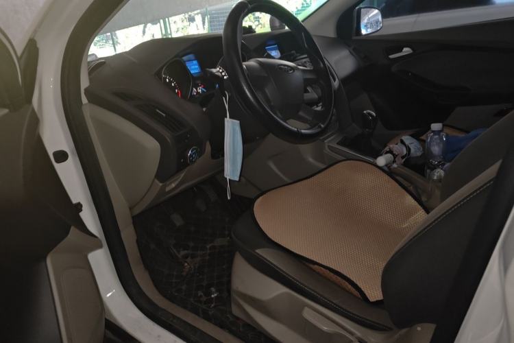 Used Ford Focus 2012 Sedan 1.6L Manual Comfort Model Driver Seat