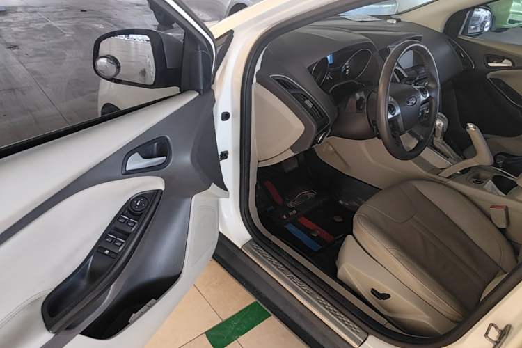 Used Ford Focus 2012 Sedan 1.6L Automatic Prestige Model Driver Seat