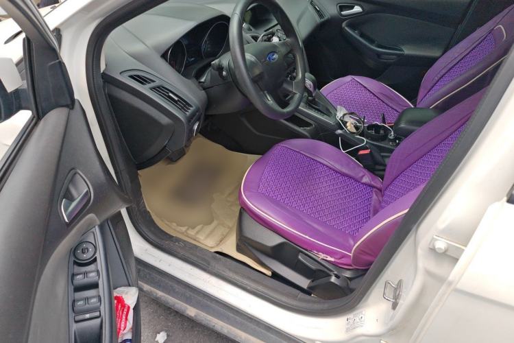 Used Ford Focus 2012 Hatchback 1.6L Automatic Comfort Model Driver Seat