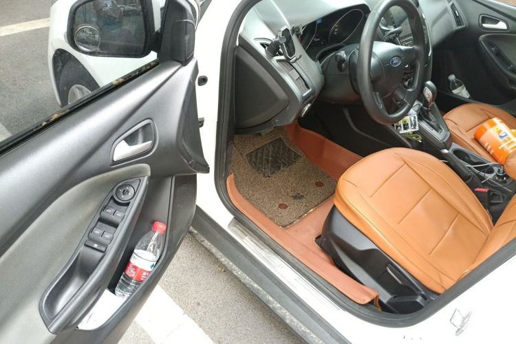 Used Ford Focus 2012 Hatchback 1.6L Automatic Comfort Model Driver Seat
