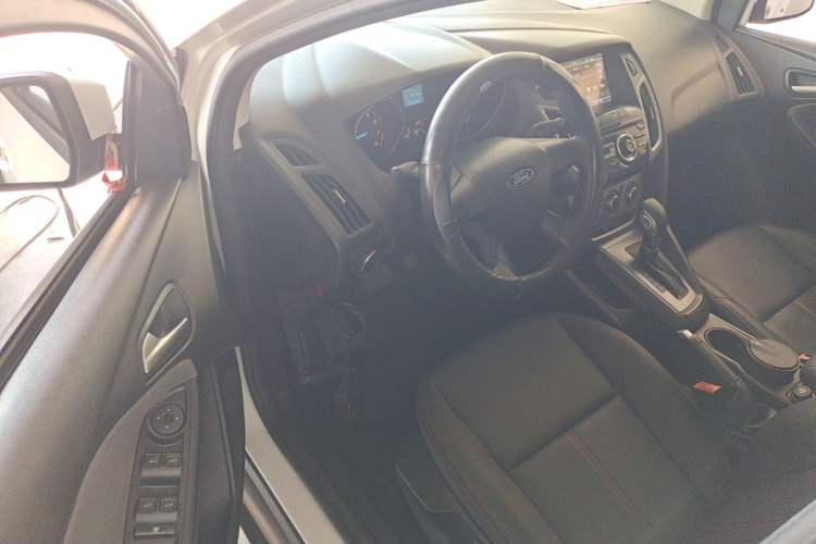Used Ford Focus 2012 Hatchback 1.6L Automatic Comfort Model Driver Seat