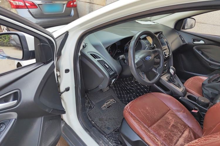 Used Ford Focus 2012 Hatchback 1.6L Automatic Comfort Model Driver Seat