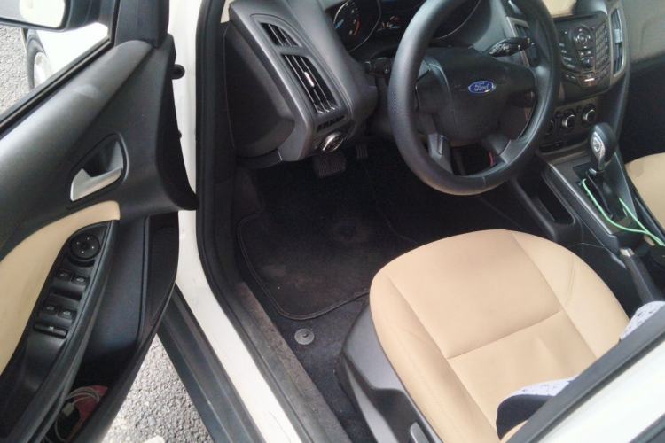 Used Ford Focus 2012 Hatchback 1.6L Automatic Comfort Model Driver Seat