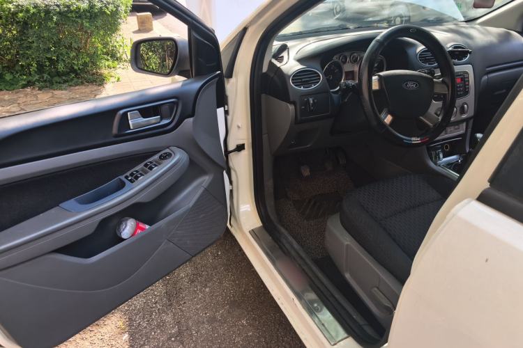 Used Ford Focus 2012 Hatchback Classic 1.8L Manual Base Model Driver Seat