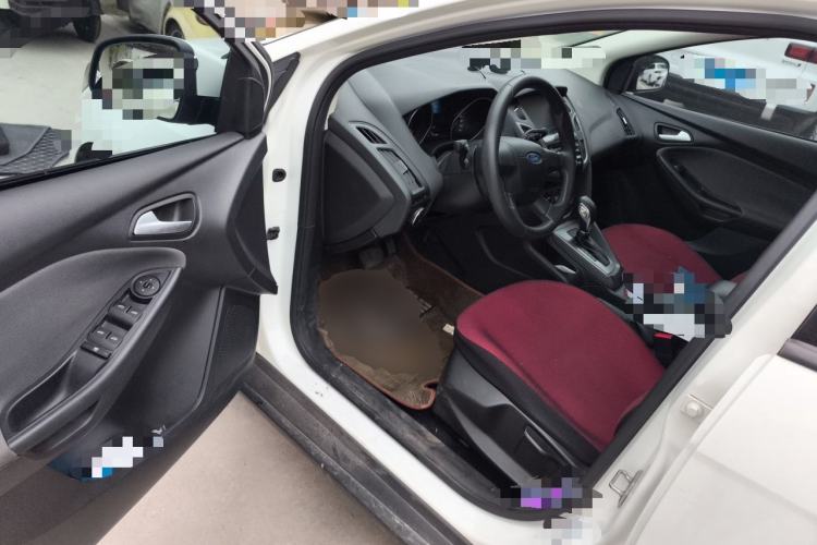 Used Ford Focus 2012 Hatchback 1.6L Automatic Comfort Model Driver Seat