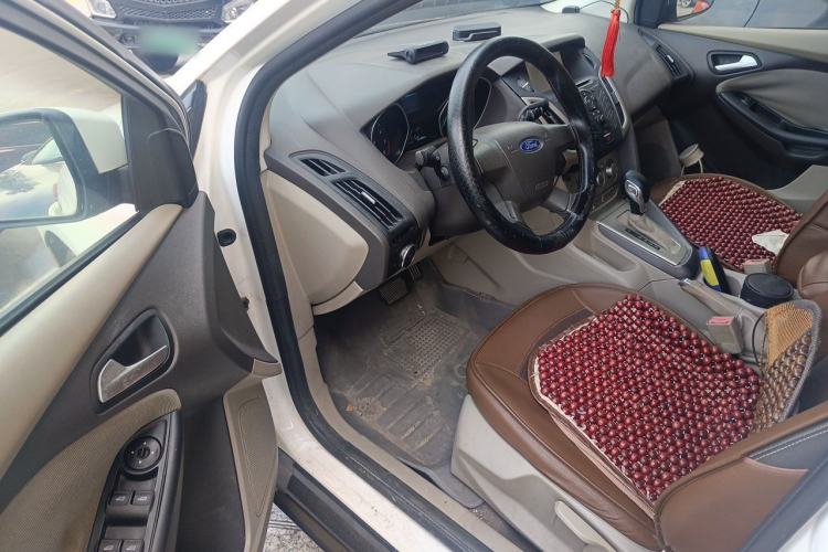 Used Ford Focus 2012 Sedan 1.6L Automatic Comfort Model Driver Seat