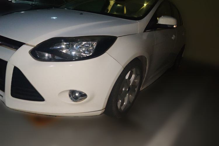 Used Ford Focus 2012 Hatchback 2.0L Automatic Luxury Sport Model Guazi used car, China used car export, Used car for sale, Used  cars, Cheapest cars for sale