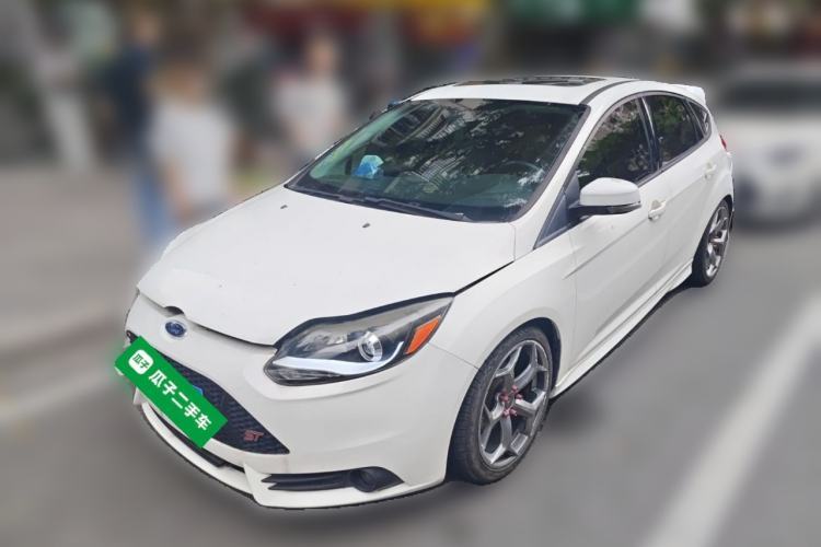 Used Ford Focus 2012 Hatchback 1.6L Automatic Fashion Edition Guazi used car, China used car export, Used car for sale, Used  cars, Cheapest cars for sale