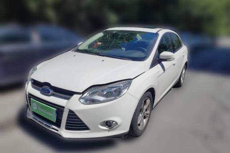 Used Ford Focus 2012 Sedan 1.6L Manual Fashion Edition Guazi used car, China used car export, Used car for sale, Used  cars, Cheapest cars for sale