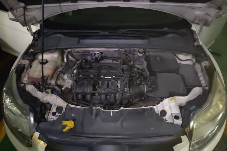 Used Ford Focus 2012 Sedan 1.6L Automatic Prestige Model Engine Bay
