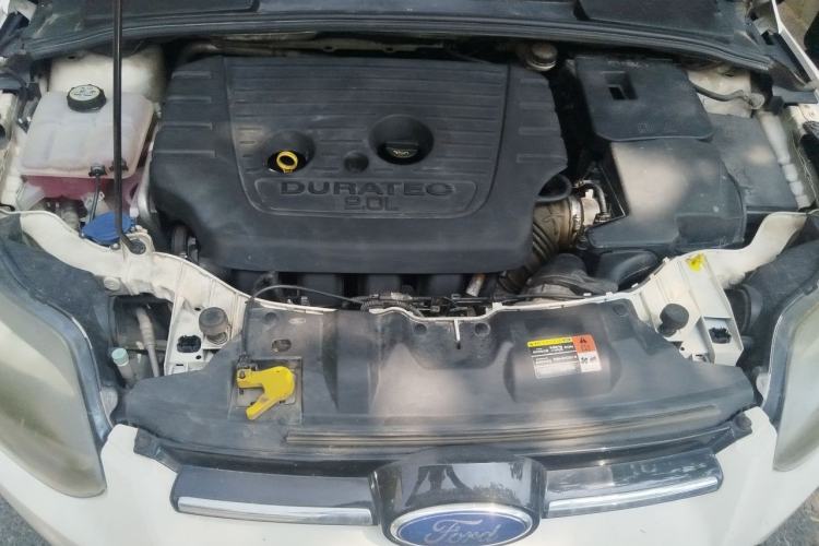 Used Ford Focus 2012 Hatchback 2.0L Manual Luxury Sport Model Engine Bay