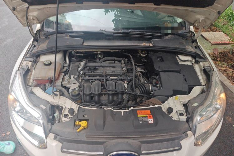 Used Ford Focus 2012 Hatchback 1.6L Automatic Comfort Model Engine Bay