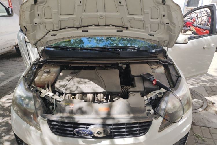 Used Ford Focus 2012 Hatchback Classic 1.8L Automatic Base Model Engine Bay