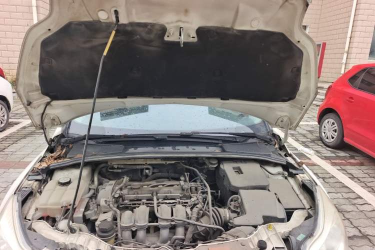 Used Ford Focus 2012 Hatchback 1.6L Automatic Comfort Model Engine Bay