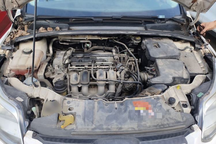 Used Ford Focus 2012 Sedan 1.6L Automatic Fashion Edition Engine Bay