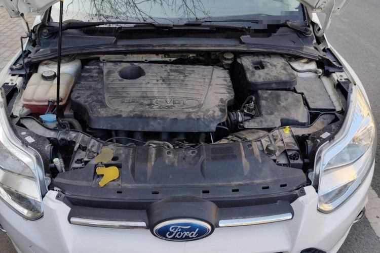 Used Ford Focus 2012 Hatchback 1.6L Automatic Fashion Edition Engine Bay