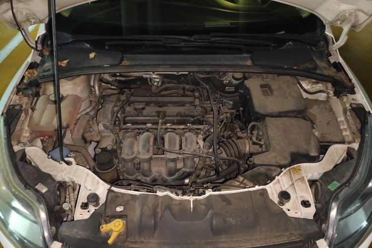 Used Ford Focus 2012 Hatchback 1.6L Automatic Fashion Edition Engine Bay