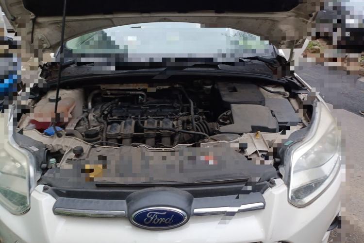 Used Ford Focus 2012 Sedan 1.6L Automatic Comfort Model Engine Bay