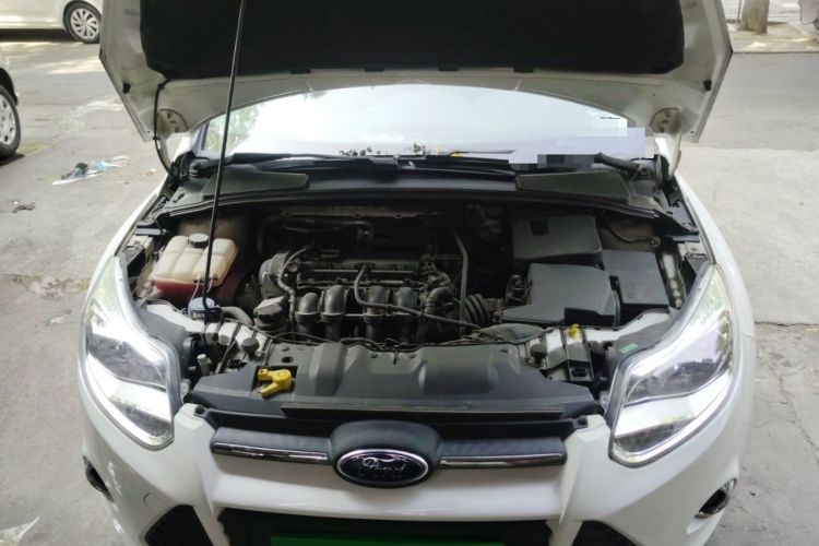Used Ford Focus 2012 Hatchback 1.6L Automatic Fashion Edition Engine Bay