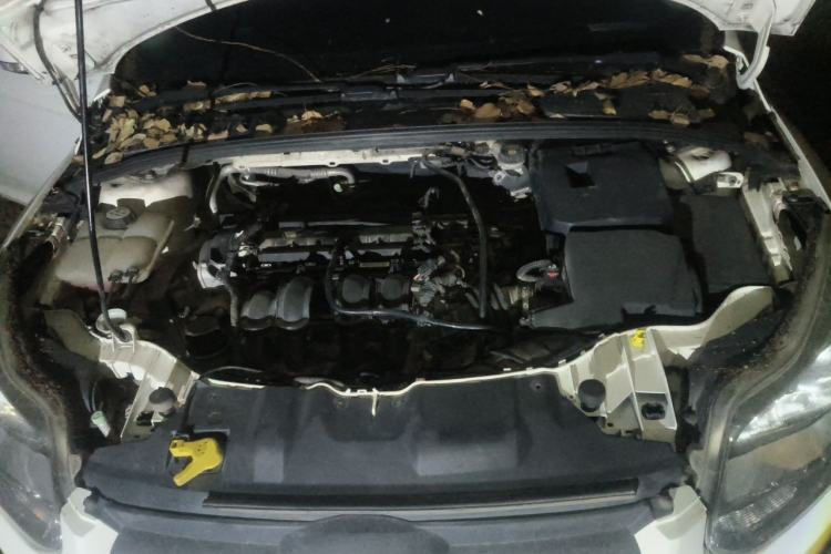Used Ford Focus 2012 Hatchback 1.6L Automatic Fashion Edition Engine Bay