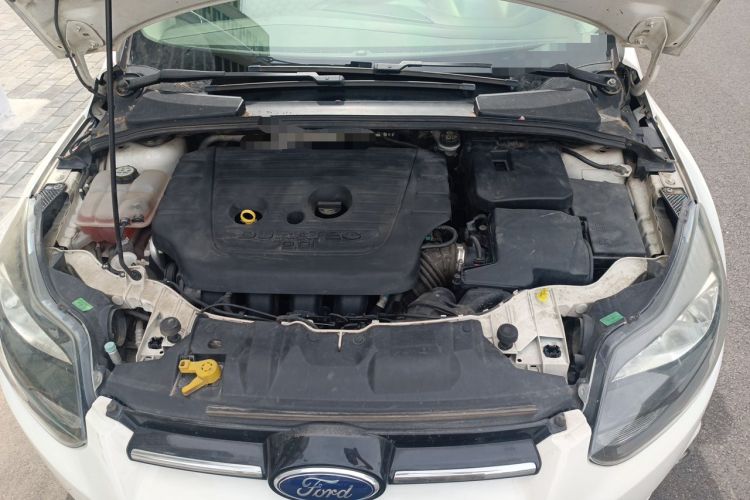 Used Ford Focus 2012 Hatchback 2.0L Automatic Luxury Sport Model Engine Bay