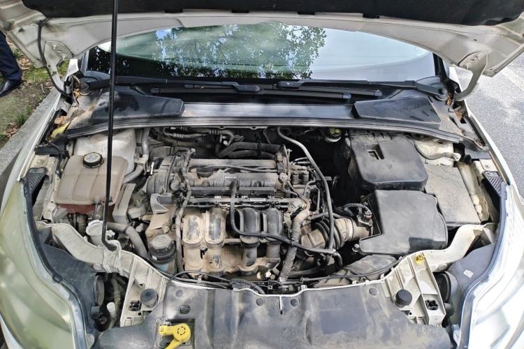 Used Ford Focus 2012 Hatchback 1.6L Automatic Fashion Edition Engine Bay