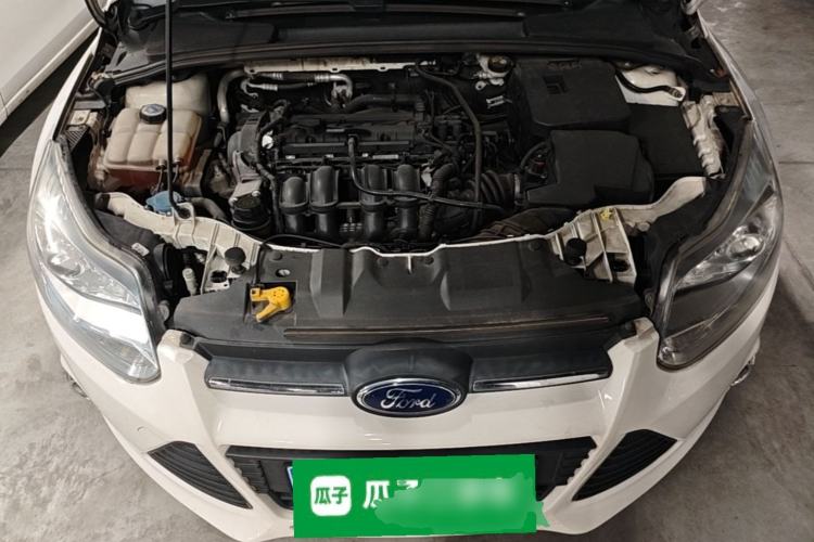 Used Ford Focus 2012 Sedan 1.6L Automatic Fashion Edition Engine Bay