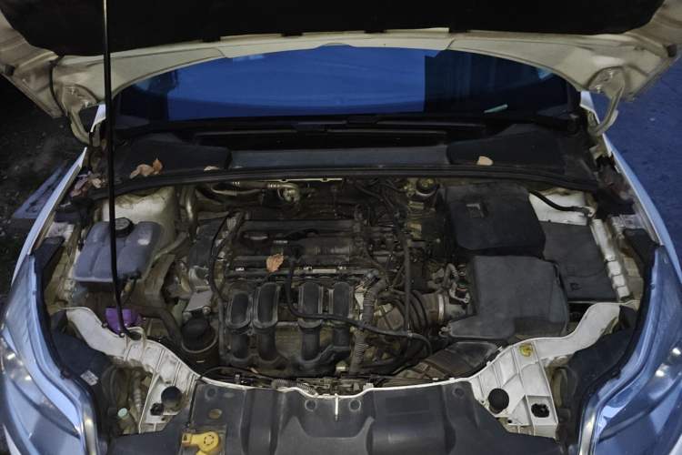 Used Ford Focus 2012 Hatchback 1.6L Automatic Comfort Model Engine Bay
