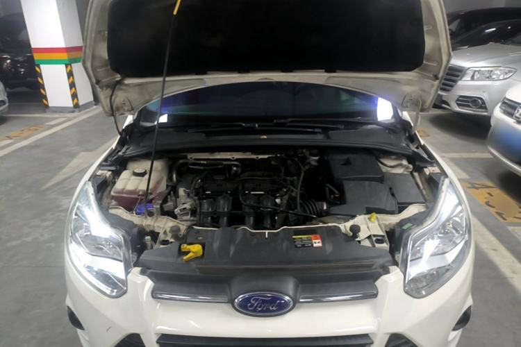 Used Ford Focus 2012 Hatchback 1.6L Manual Comfort Model Engine Bay