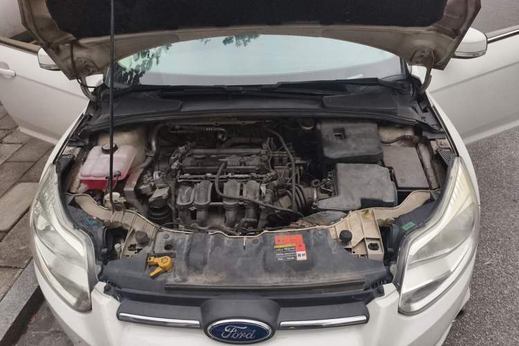 Used Ford Focus 2012 Sedan 1.6L Automatic Comfort Model Engine Bay