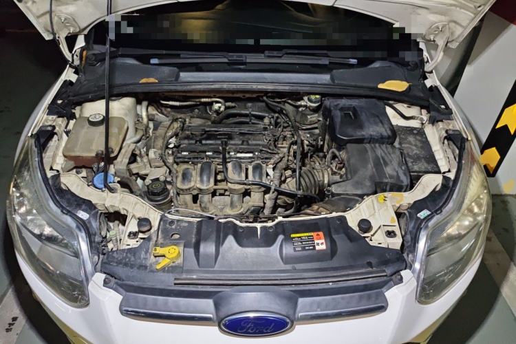 Used Ford Focus 2012 Sedan 1.6L Automatic Fashion Edition Engine Bay