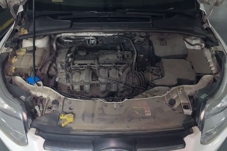 Used Ford Focus 2012 Sedan 1.6L Manual Fashion Edition Engine Bay