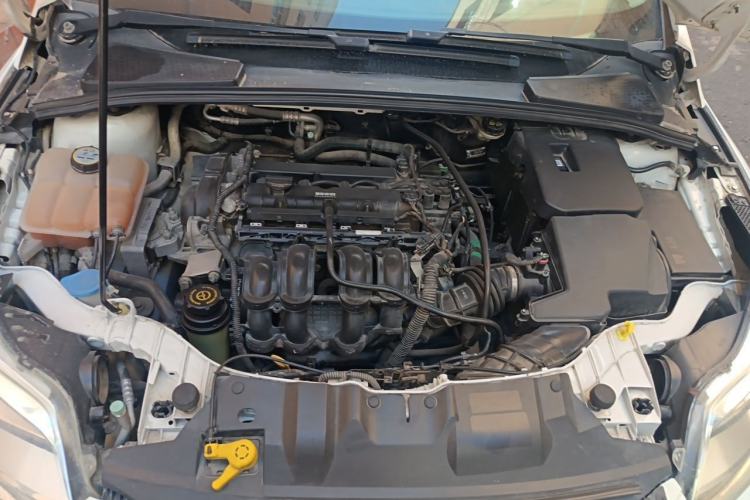 Used Ford Focus 2012 Hatchback 1.6L Automatic Fashion Edition Engine Bay
