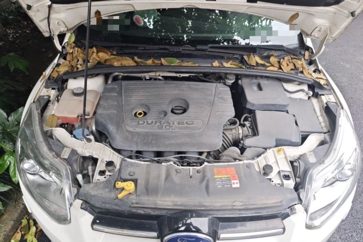 Used Ford Focus 2012 Hatchback 2.0L Manual Luxury Sport Model Engine Bay